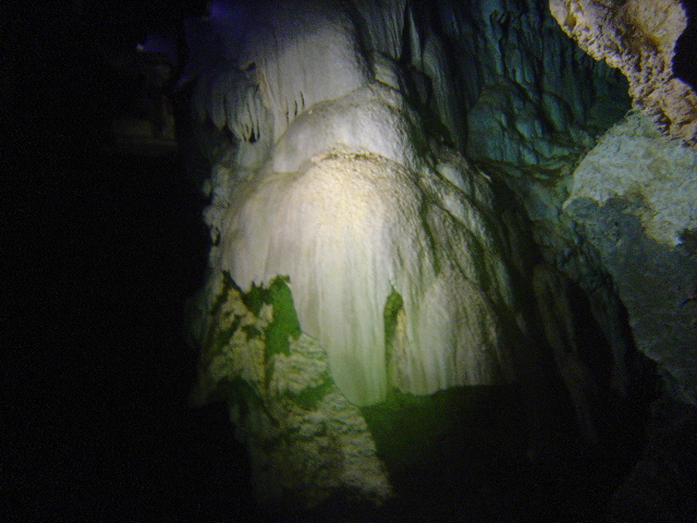 Flowstone.jpg